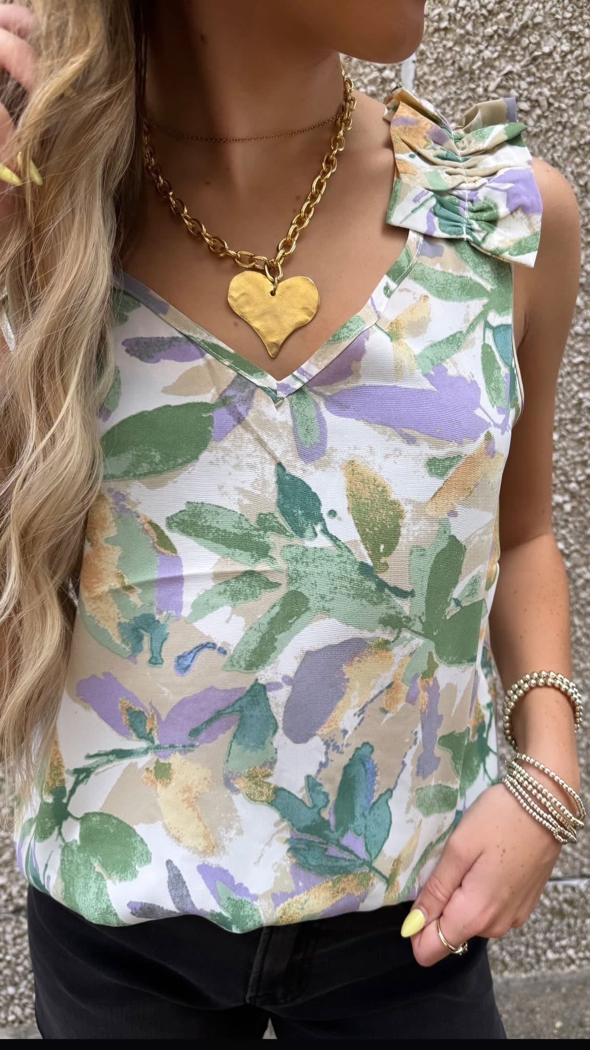 V Neck Ruffled Print Top