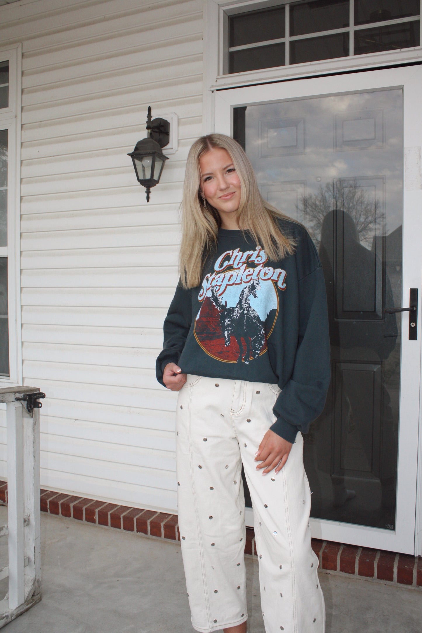 CHRIS STAPELTON HORSE OVERSIZED CREW SWEATSHIRT