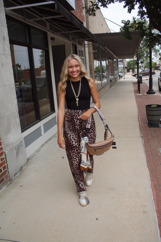 Elastic Band Leopard Wide Leg Pants