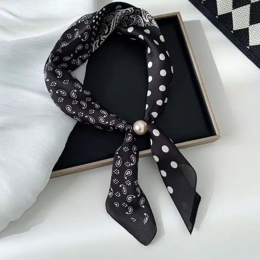 Pearl Magnetic Clasp Scarf