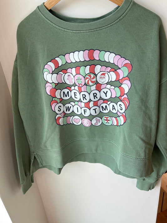 Swiftmas Bracelet Sweatshirt
