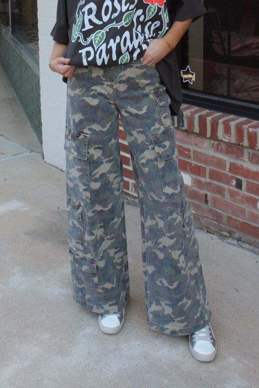 Guns N' Roses Paradise City OS Tee