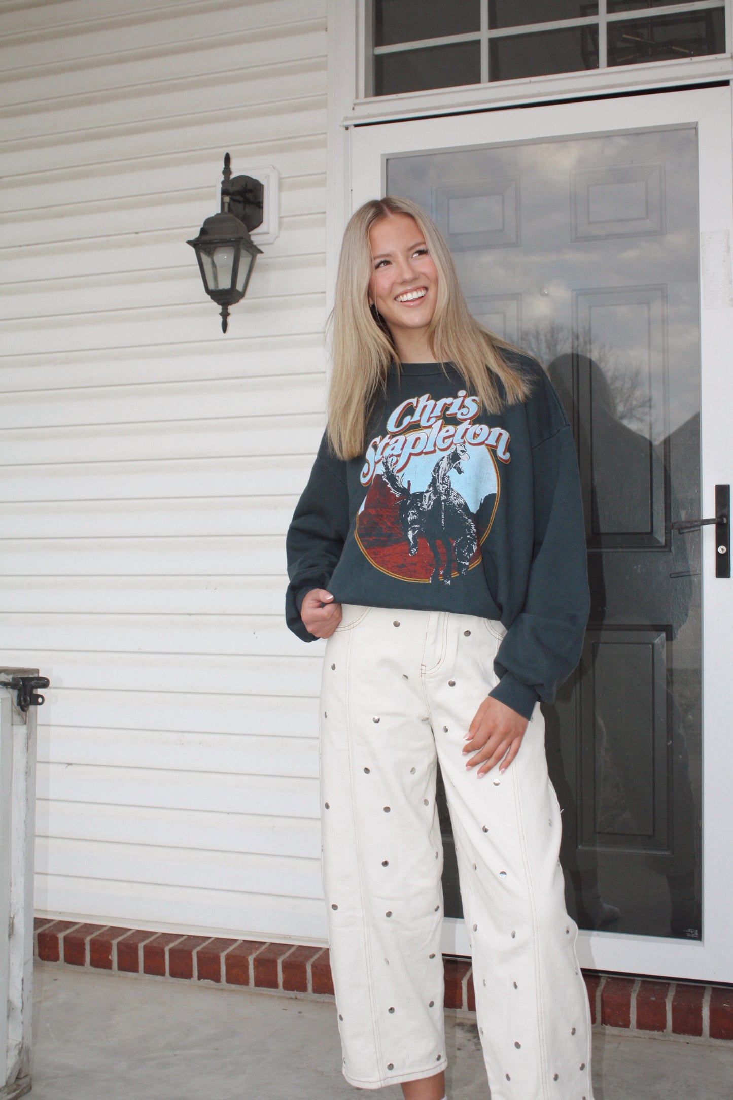 CHRIS STAPELTON HORSE OVERSIZED CREW SWEATSHIRT