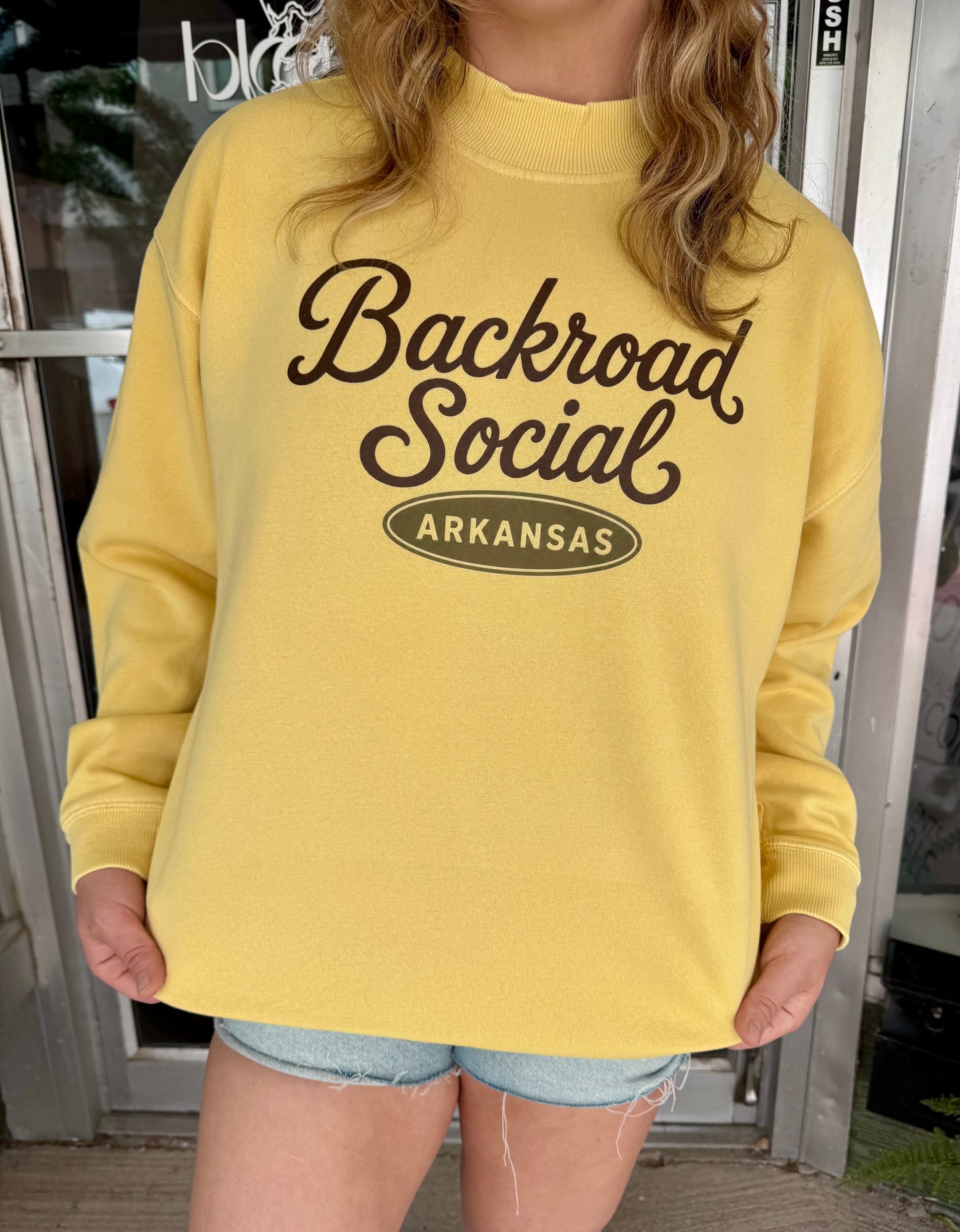 Backroad Social AR Mock Neck