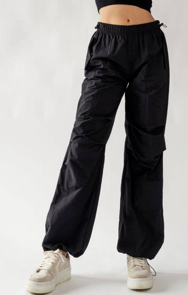 Toggle Adjustable Waist Ruched Cargo Pants