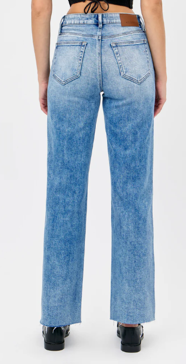 Ella Medium Light Wide Straight