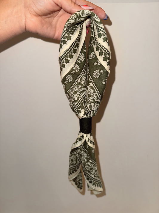 bandana necklace