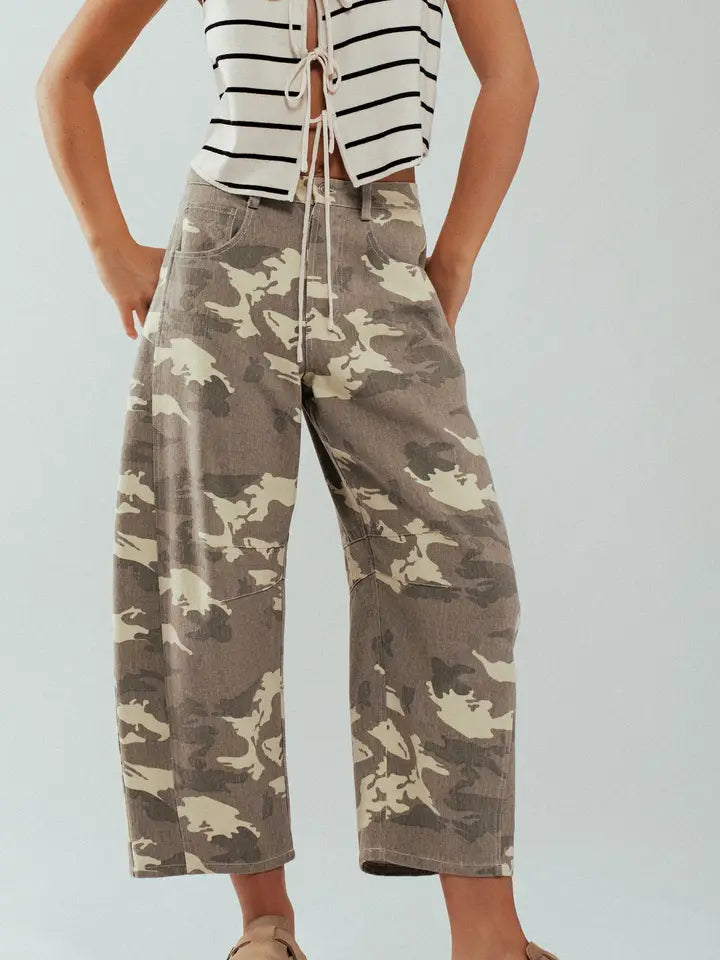 Camo Print Wide Leg Cropped Western Jeans