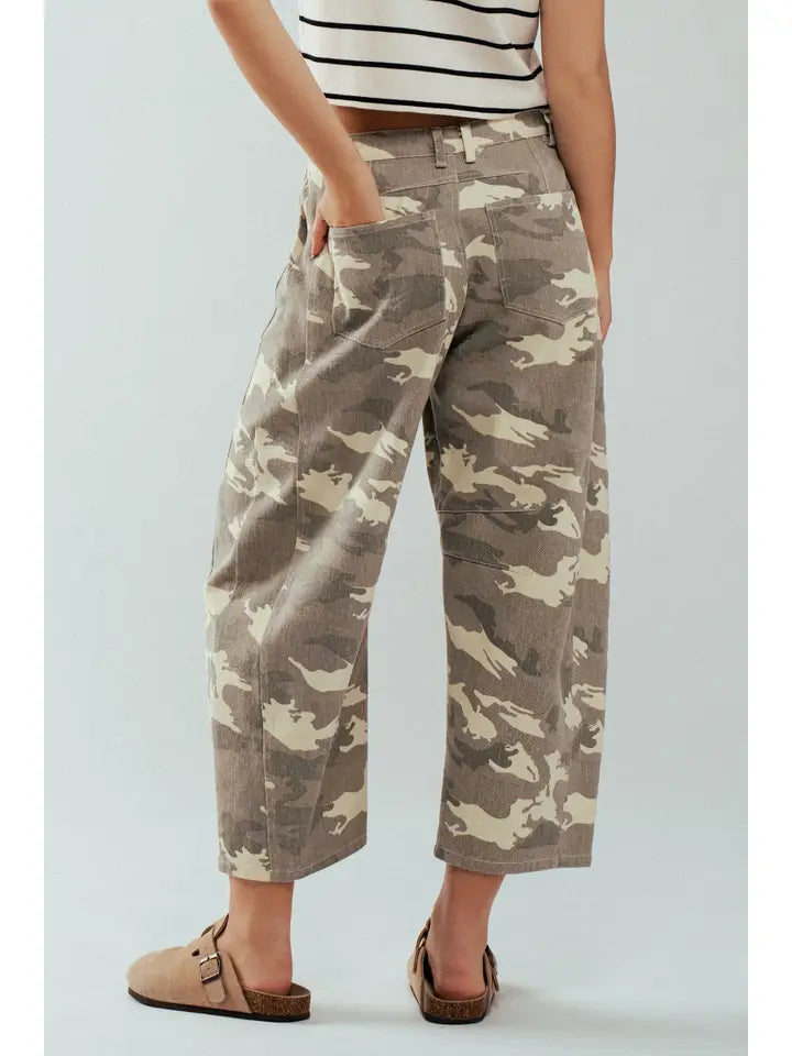 Camo Print Wide Leg Cropped Western Jeans