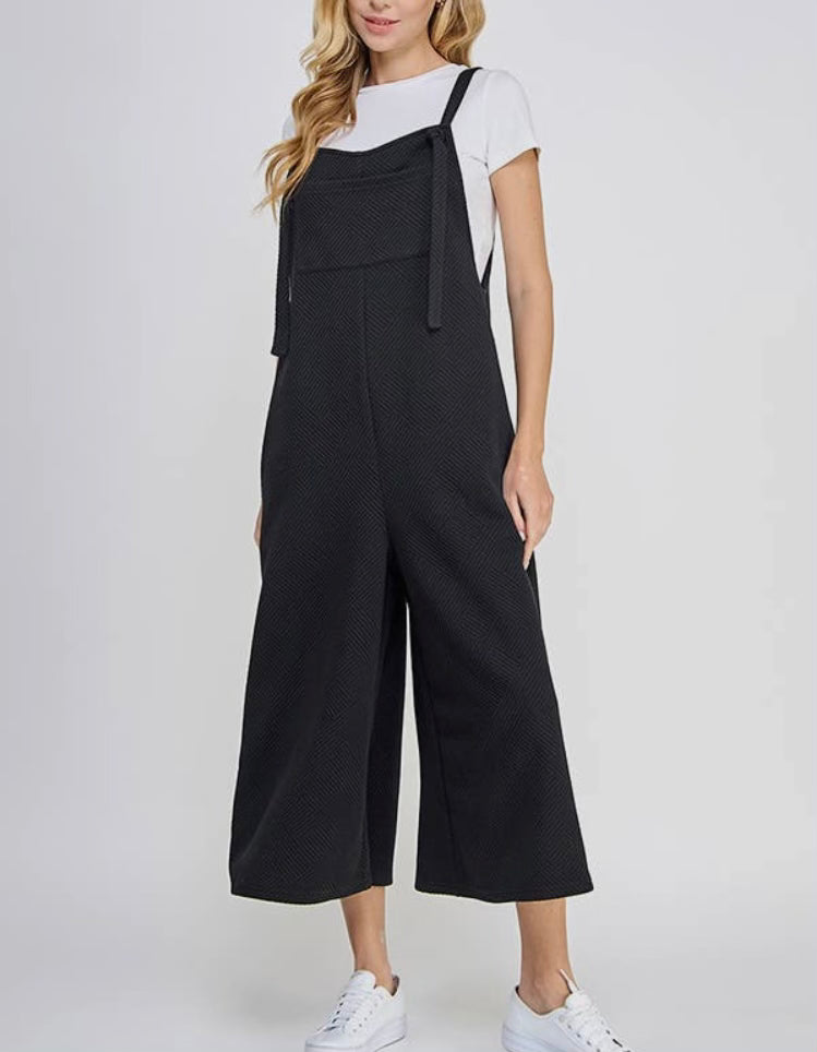 Plus size Textured cropped overalls