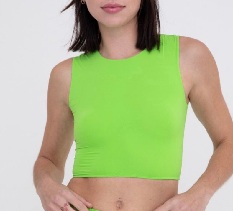 Cropped Fitted Muscle Tank