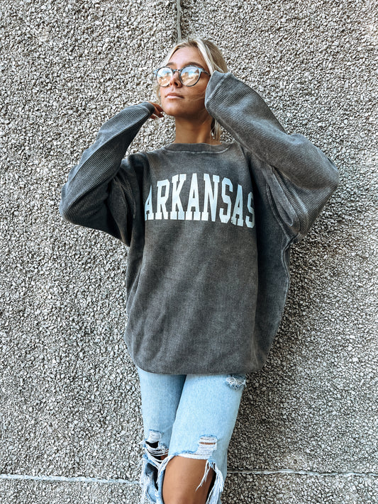 Collegiate pullover